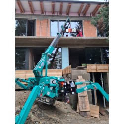 Maeda, zasklievanie Koliba