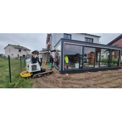 zasklievanie terasy pásovým manipulátorom