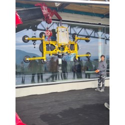 mini žeriav, nadrozmerné zasklievanie