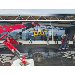 mini žeriav   www.zaskli.sk