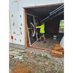 zasklievanie nadrozmerných skiel