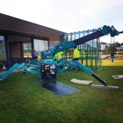 V akcii Maeda 285 a Kappel...